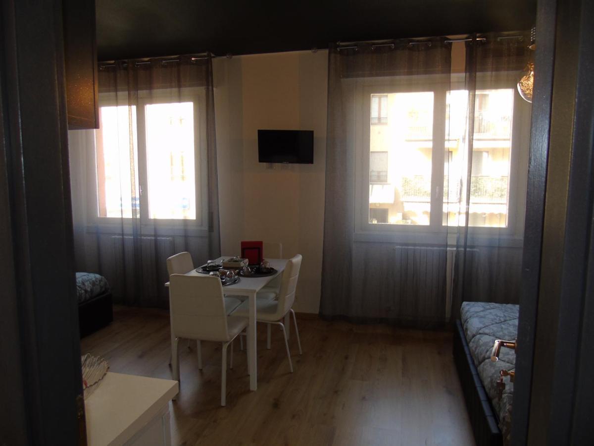 Hotel Casa Leonardo Airport Azzano San Paolo Esterno foto