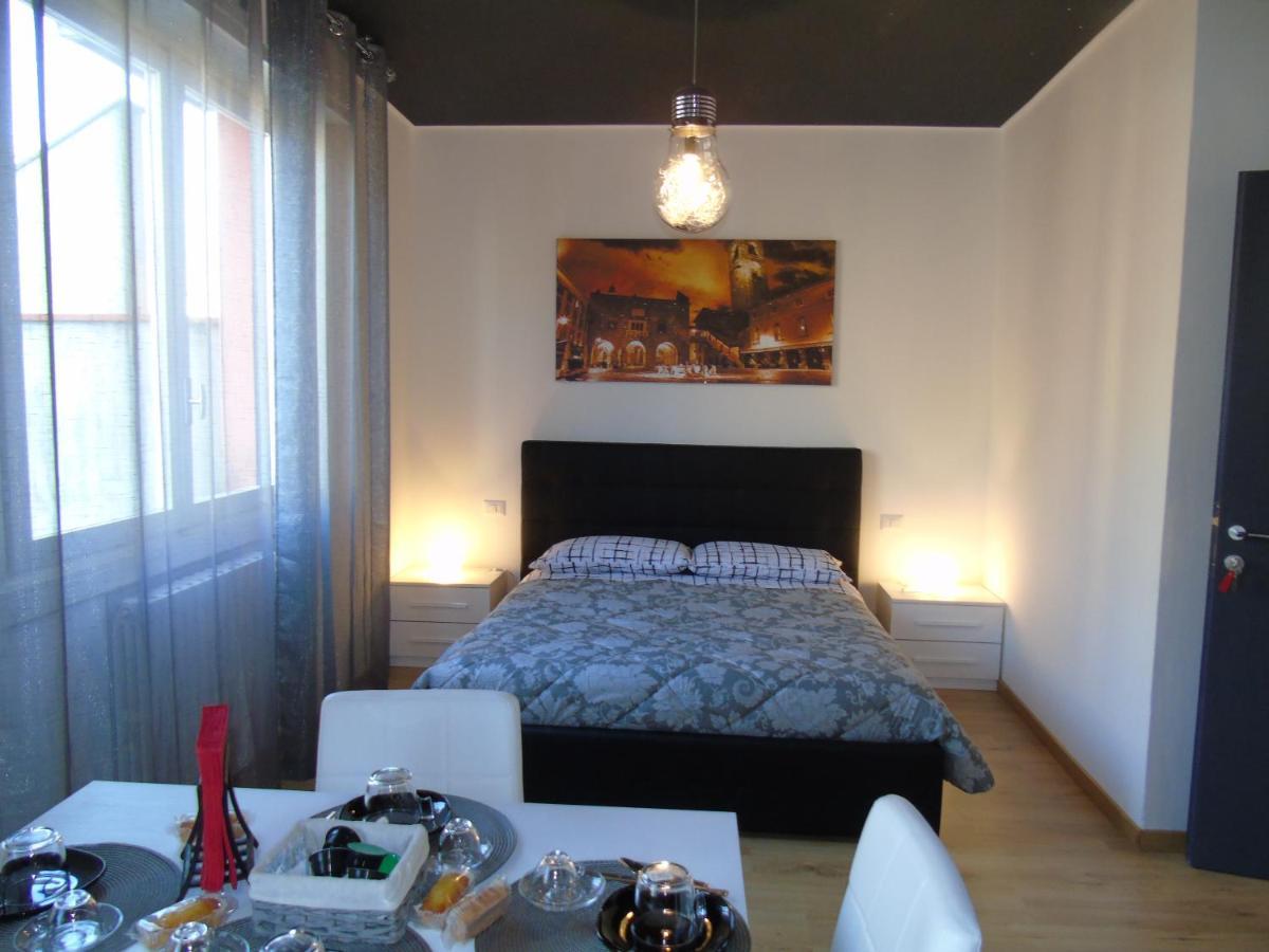 Hotel Casa Leonardo Airport Azzano San Paolo Esterno foto