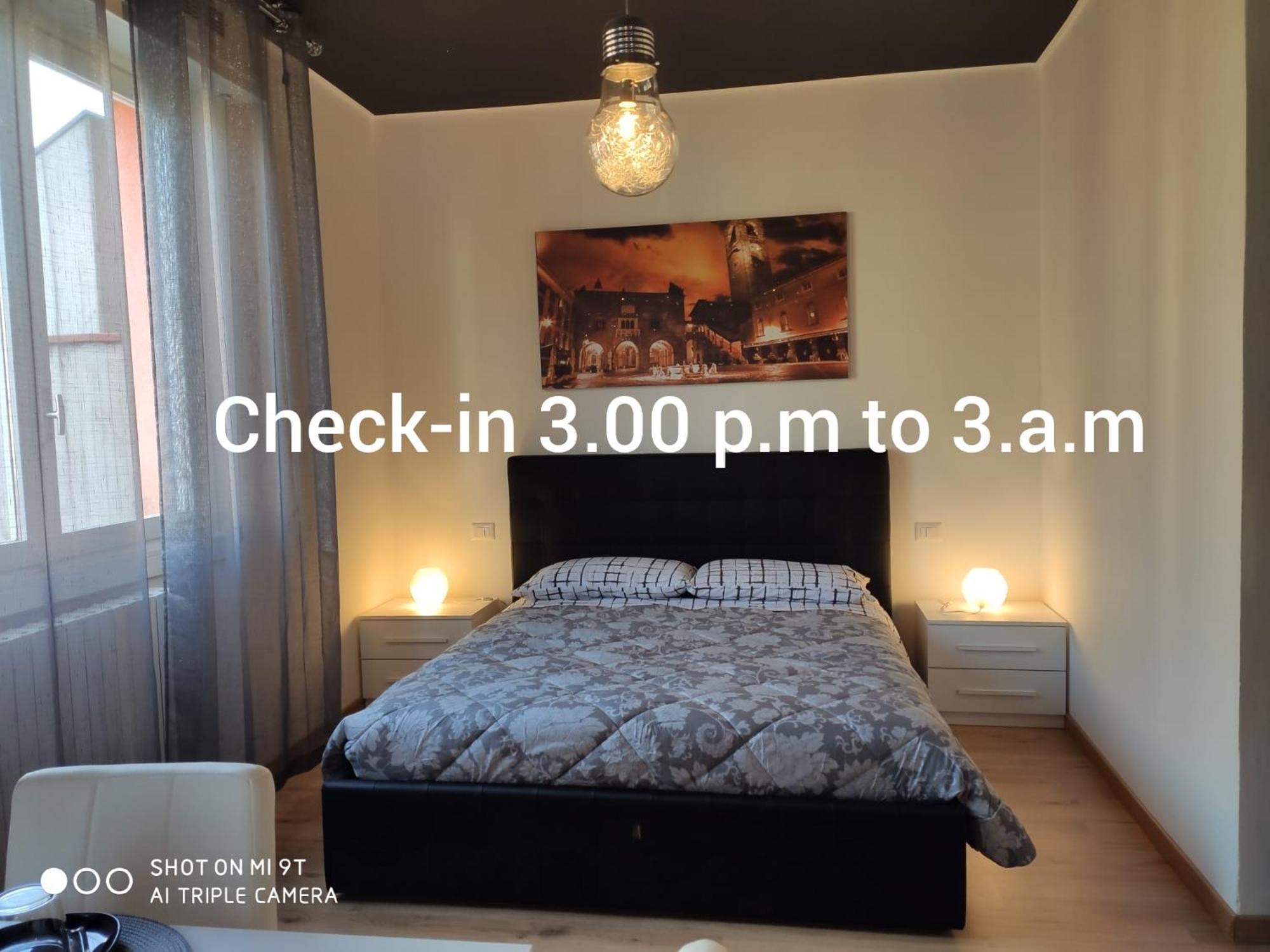 Hotel Casa Leonardo Airport Azzano San Paolo Esterno foto